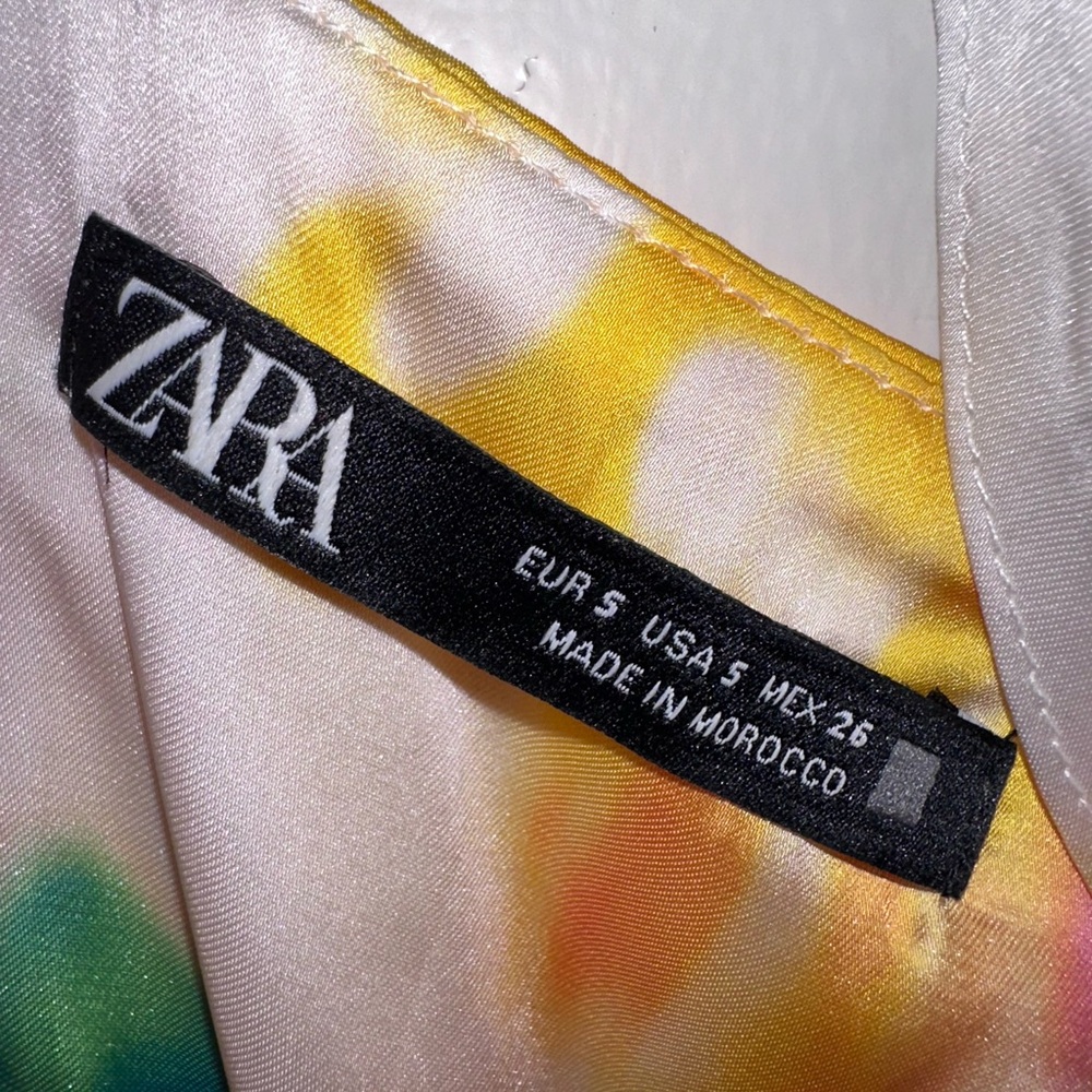 Zara Sleeveless Dress - Picture 5 of 5